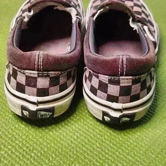 Vans Kids Brown and Black Checkered Casual Slip On Skateboard Shoes Size 1.5 - Picture 6 of 8
